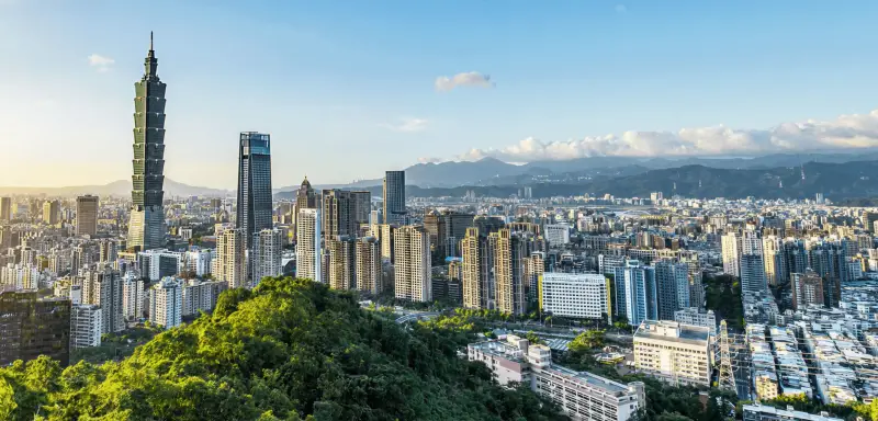 Business class flights to Taipei